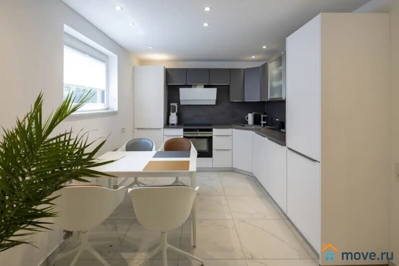 3-комн. квартира, 85 м²