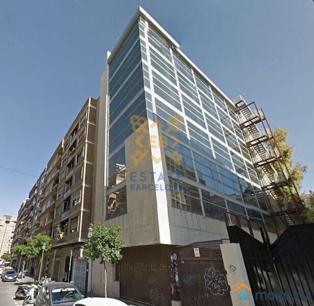 нежилое здание, 1500 м²