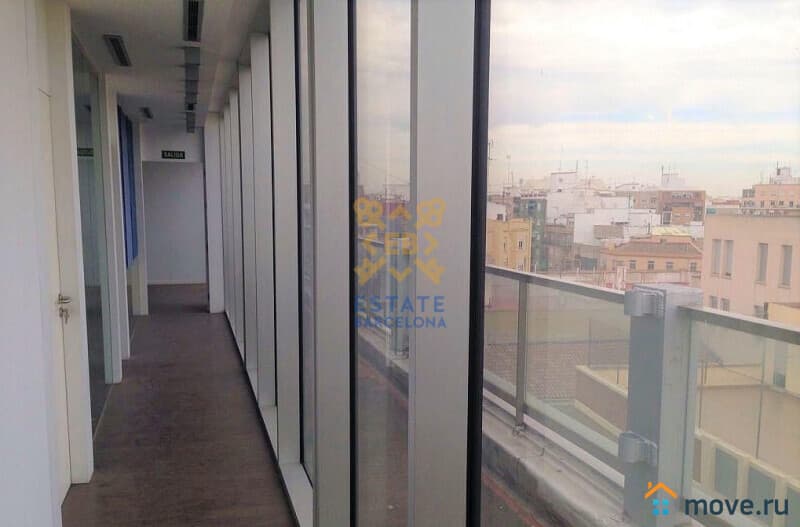 нежилое здание, 1500 м²
