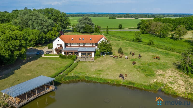 гостиница, 900 м²
