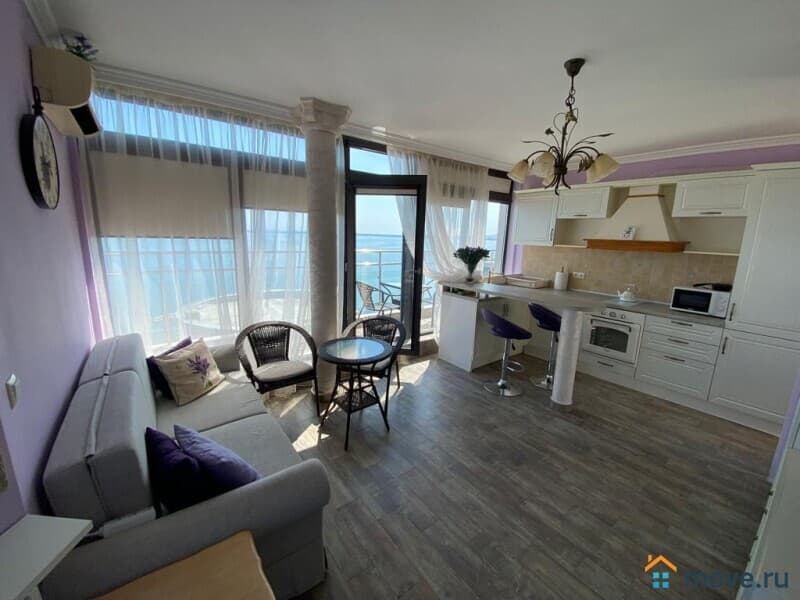 1-комн. квартира, 85 м²