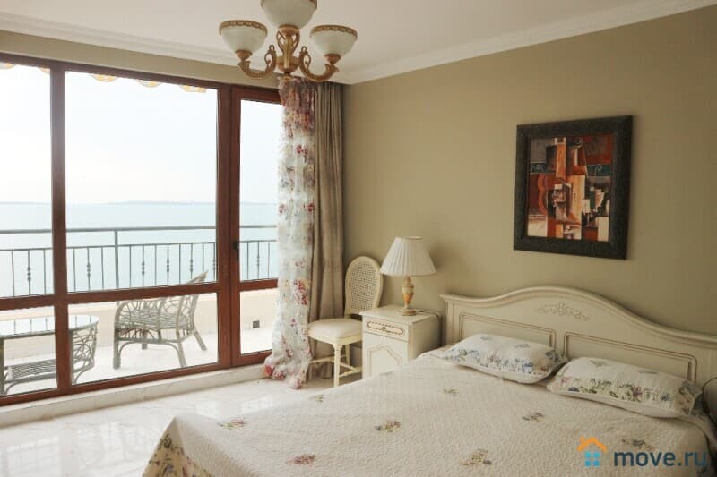 2-комн. квартира, 90 м²