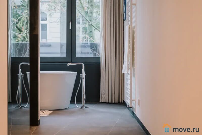 2-комн. квартира, 105 м²