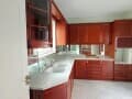 Продаем четырехкомнатную квартиру, 142 м², этаж 2 из 4. Фото 1