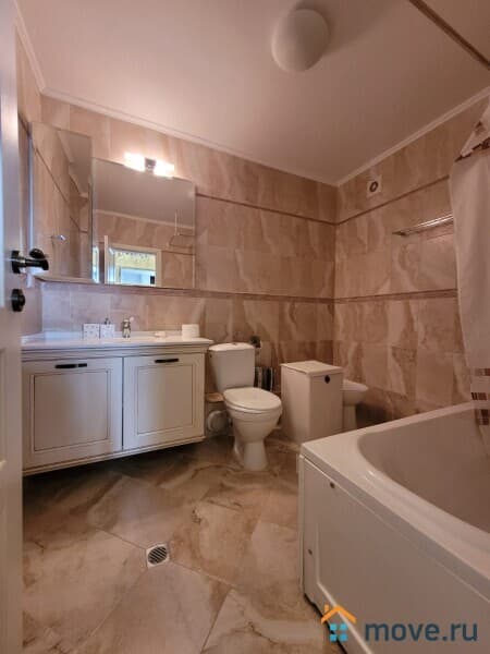 5-комн. квартира, 315 м²
