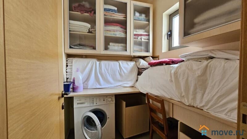 4-комн. квартира, 198 м²