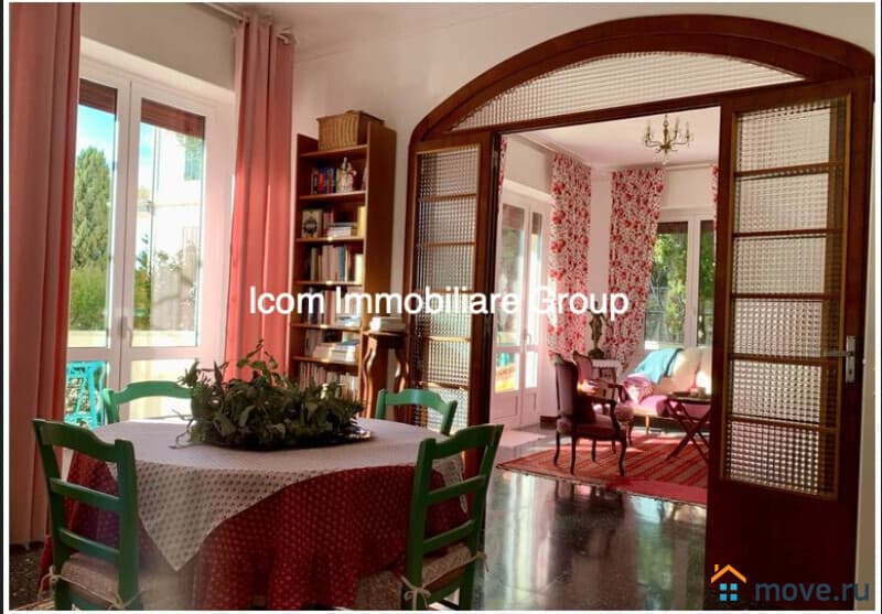 4-комн. квартира, 130 м²