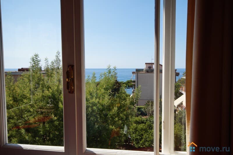 вилла, 330 м², 6 соток