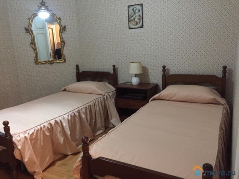 4-комн. квартира, 142 м²
