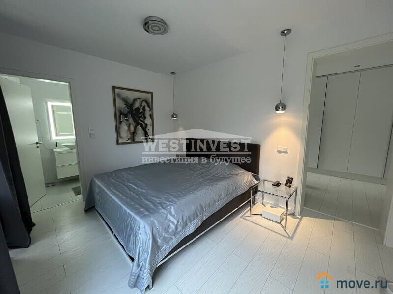 дом, 170 м², 9 соток