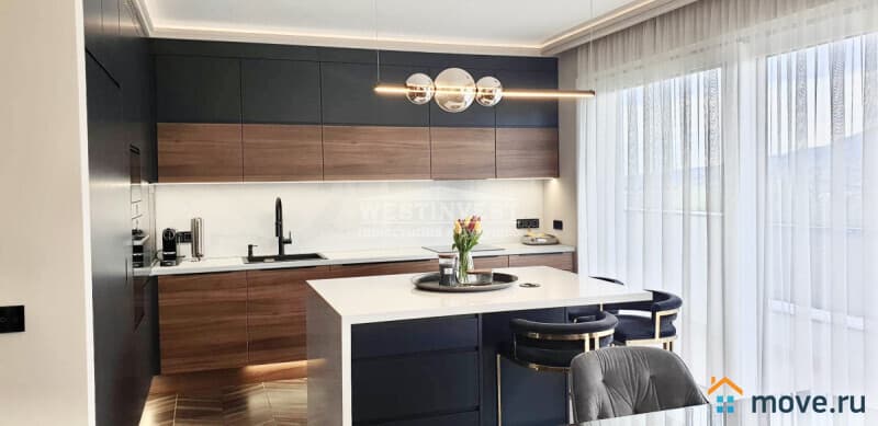 4-комн. квартира, 253 м²