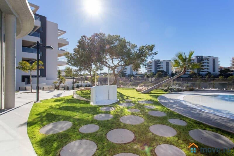 2-комн. квартира, 90 м²