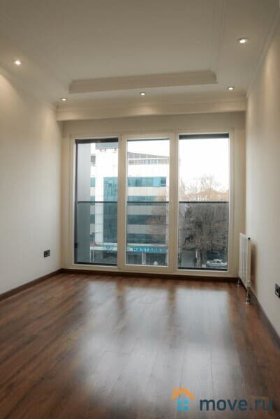 3-комн. квартира, 150 м²