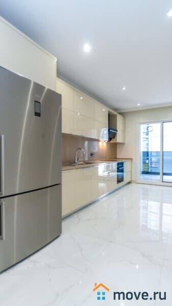 3-комн. квартира, 150 м²