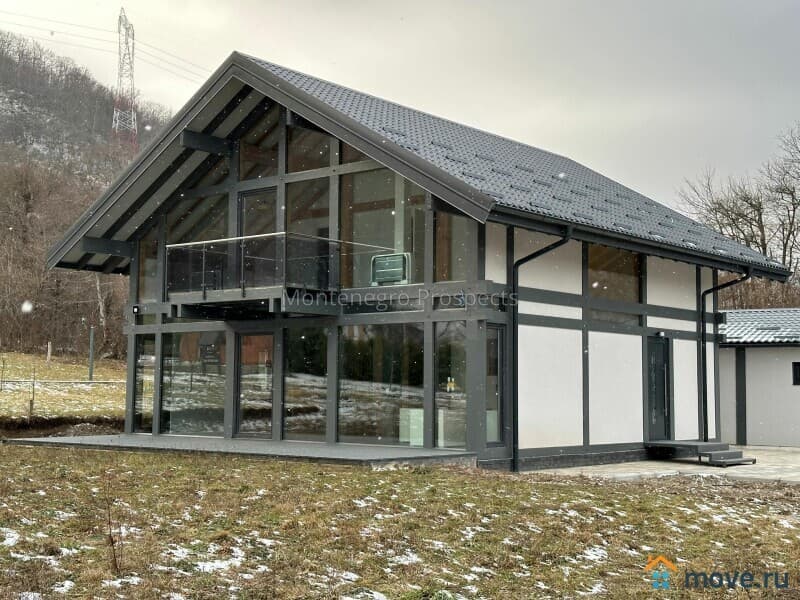 вилла, 250 м², 12 соток