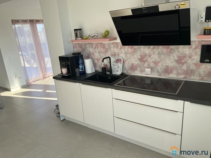 коттедж, 100 м², 7 соток