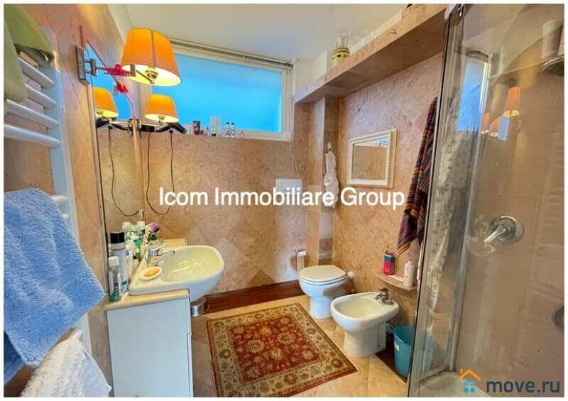 5-комн. квартира, 150 м²