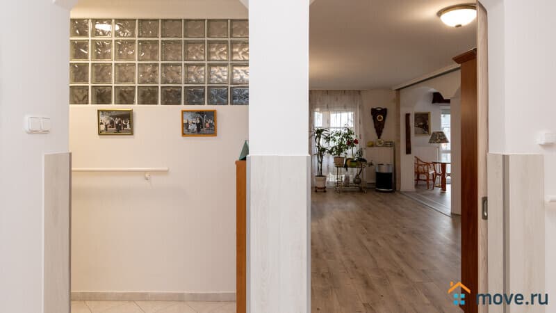3-комн. квартира, 149 м²