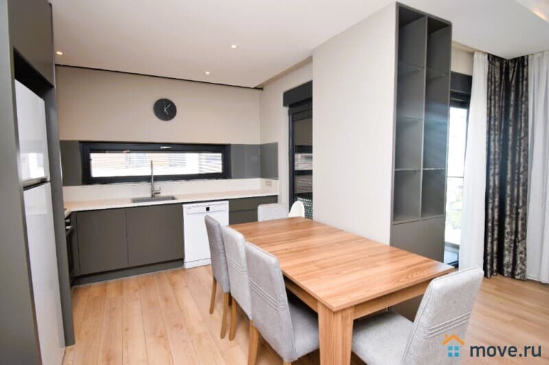 3-комн. квартира, 90 м²