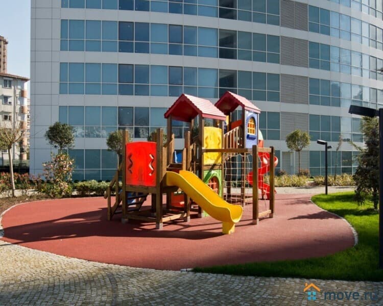 3-комн. квартира, 243 м²