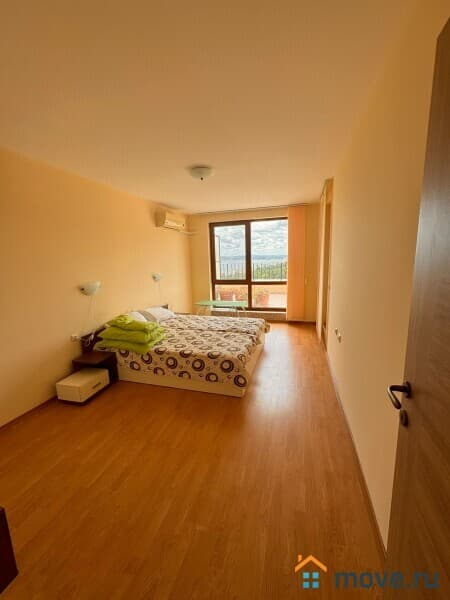 2-комн. квартира, 90 м²