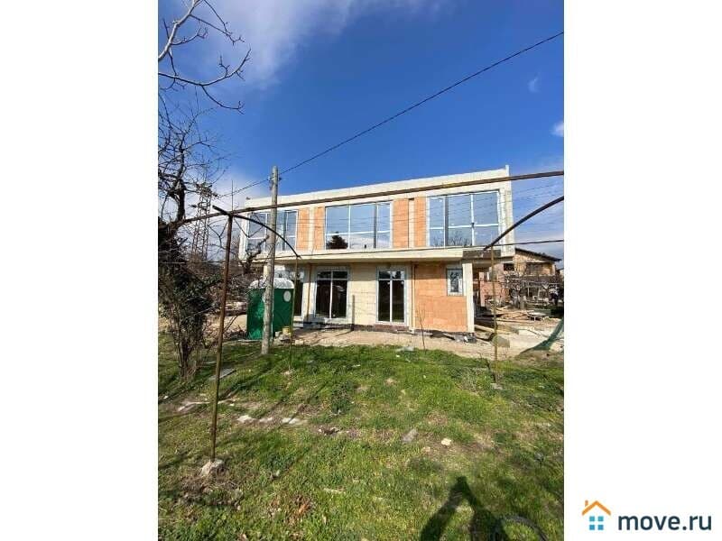 дом, 157 м², 3 сотки