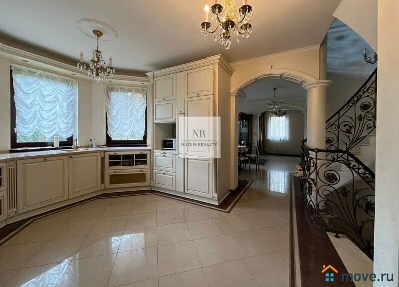 вилла, 260 м², 14 соток