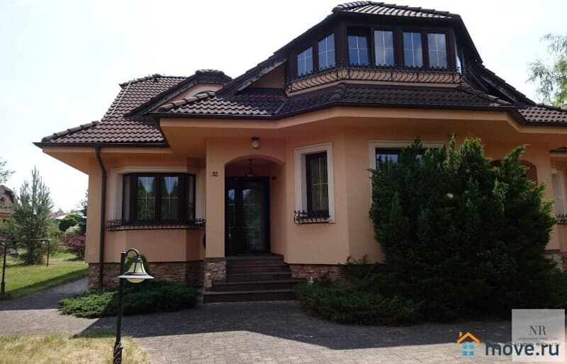 вилла, 260 м², 14 соток