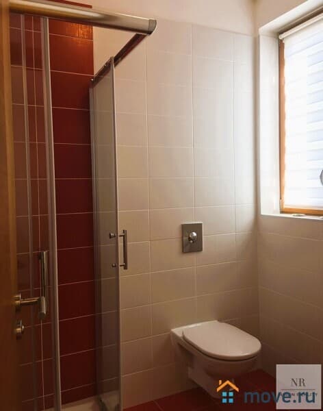 4-комн. квартира, 135 м²
