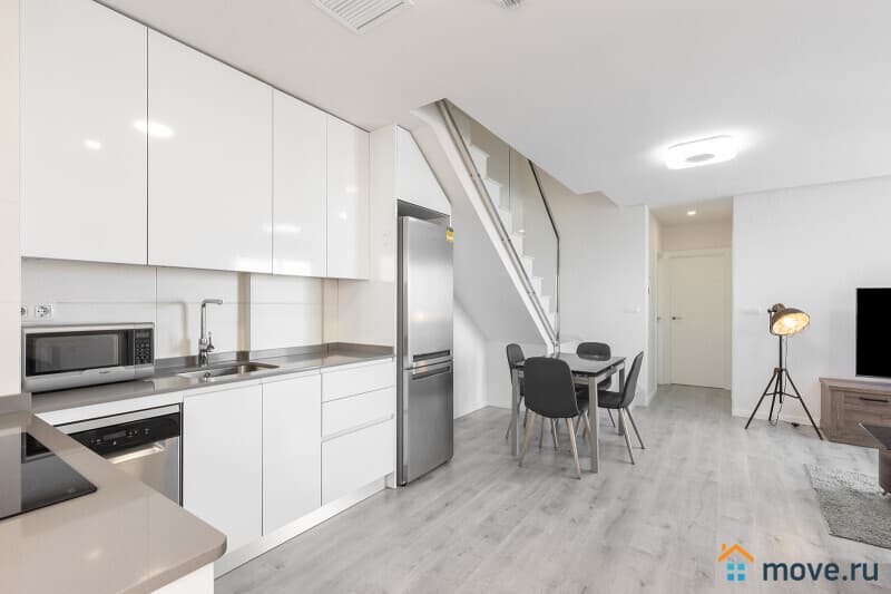 4-комн. пентхаус, 194 м²