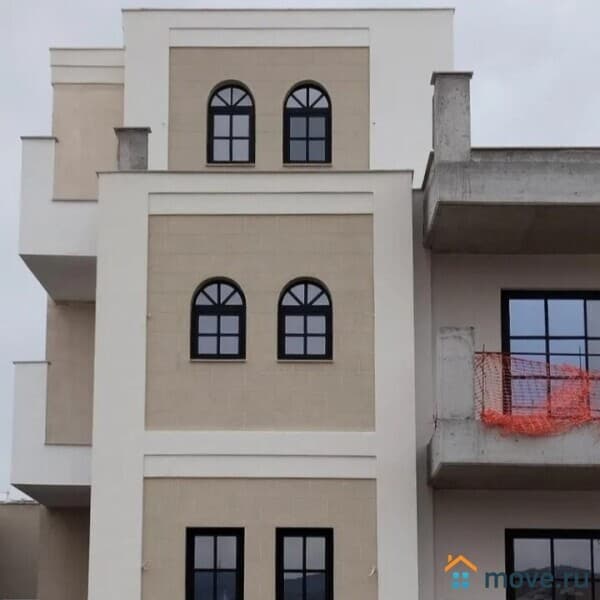 4-комн. квартира, 163 м²