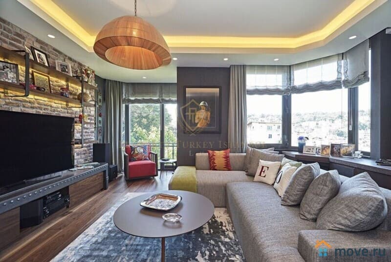 6-комн. квартира, 250 м²