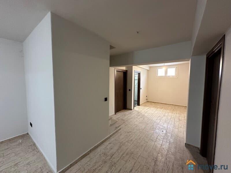 коттедж, 270 м²