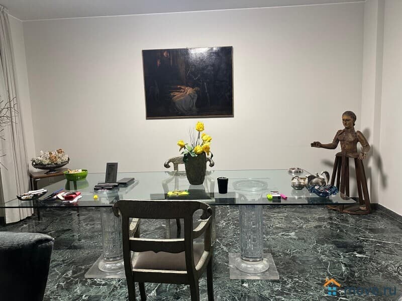 3-комн. квартира, 142 м²