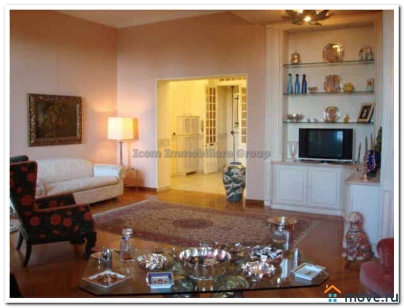 4-комн. квартира, 180 м²