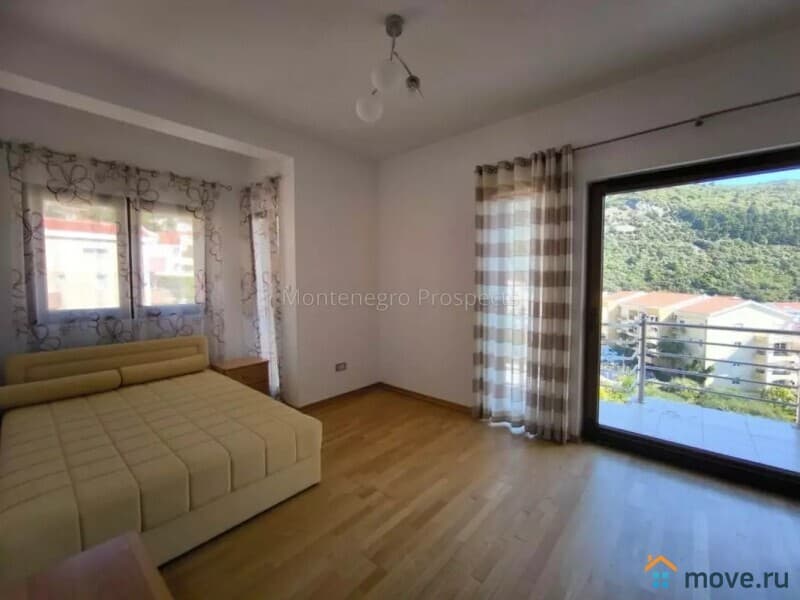 3-комн. квартира, 107 м²