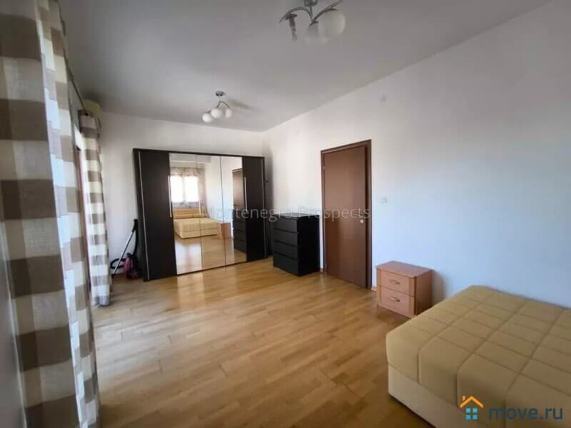 3-комн. квартира, 107 м²