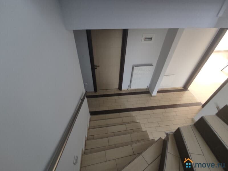 коттедж, 240 м²