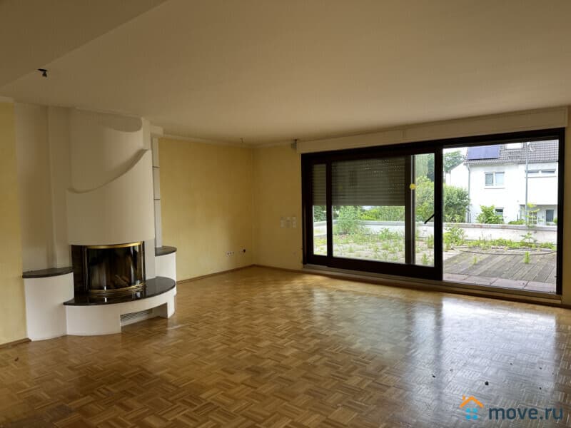 3-комн. квартира, 177 м²