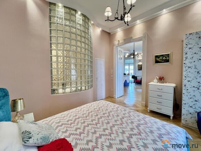 3-комн. квартира, 134 м²