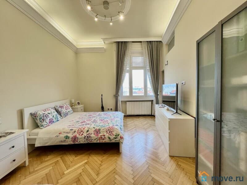 3-комн. квартира, 134 м²