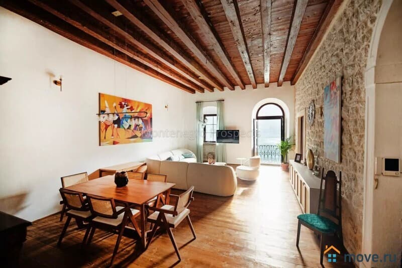3-комн. квартира, 129 м²
