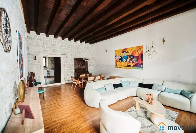 3-комн. квартира, 129 м²