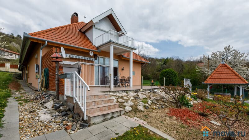 дом, 150 м²