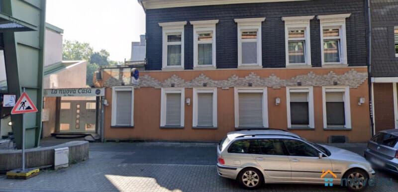 отдельное здание, 371 м²