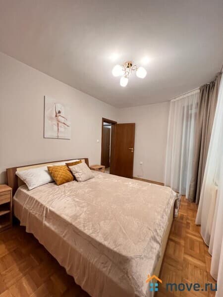 3-комн. квартира, 107 м²
