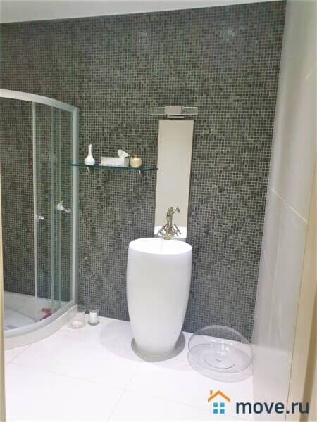 3-комн. квартира, 128 м²