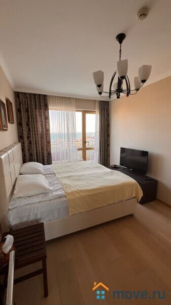 3-комн. квартира, 158 м²