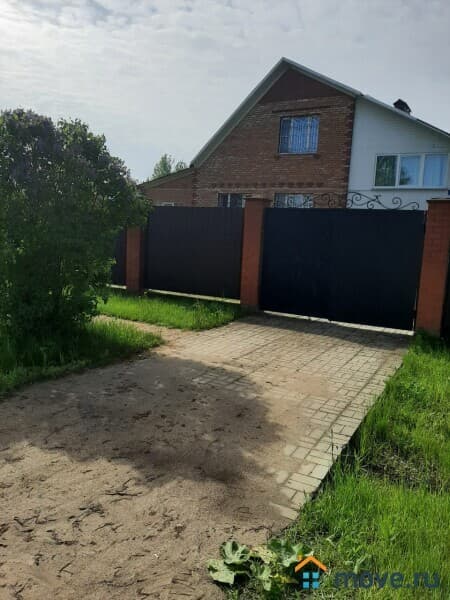 коттедж, 200 м², 33 сотки