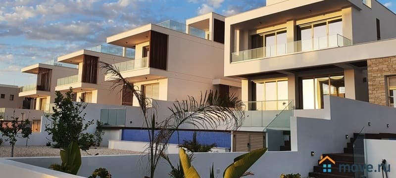 вилла, 362 м², 5 соток